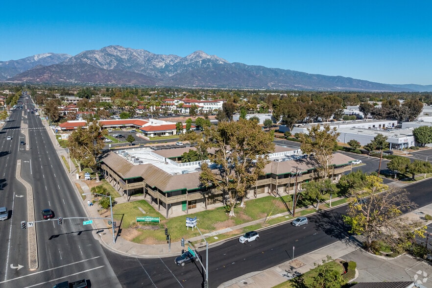 More Photos Of 222 N Mountain Ave, Upland Office For Lease