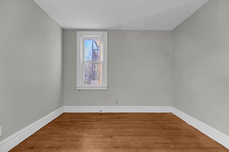 More Photos Of 143-145 Putnam St, Hartford Apartments For Sale