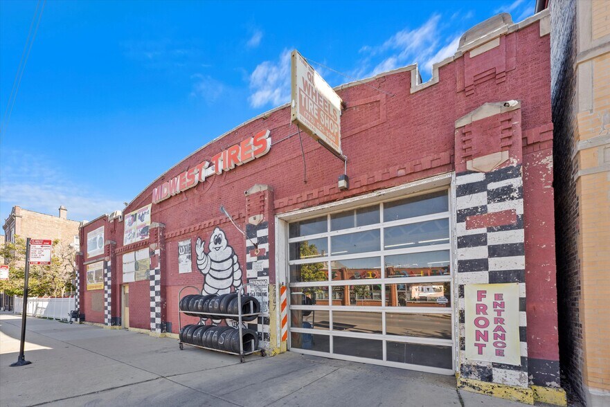 More Photos Of 2447 S Pulaski Ave, Chicago Warehouse For Sale
