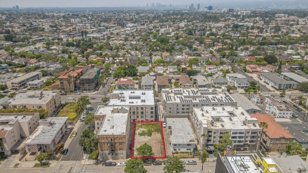 More Photos Of 933 S Gramercy Pl, Los Angeles Land For Sale