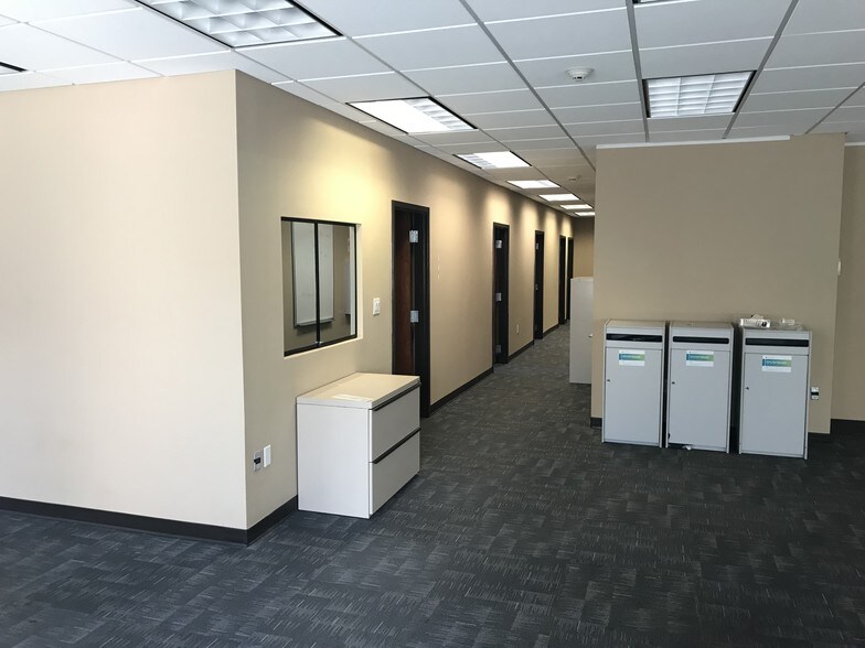 More Photos Of 330 Pelham Rd, Greenville Medical For Lease
