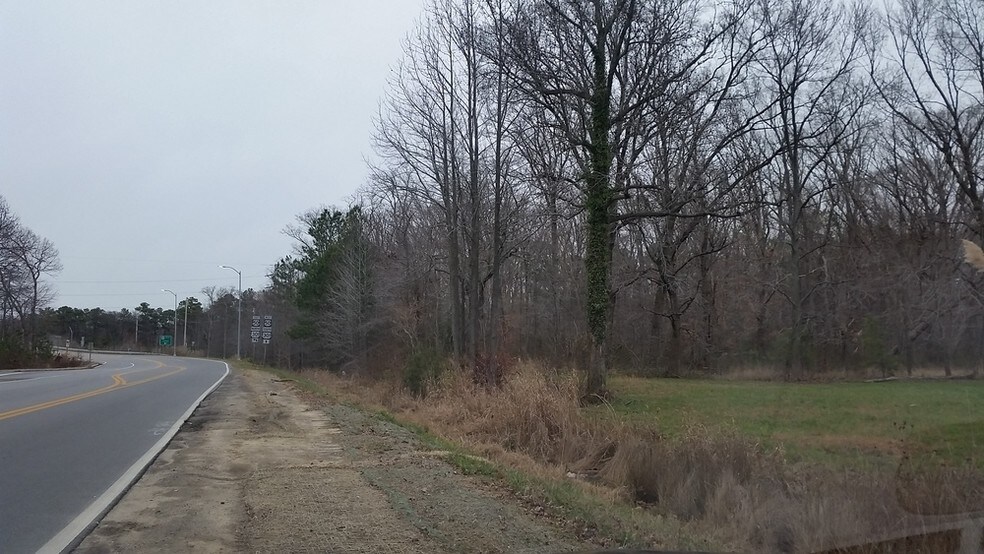 More Photos Of US Route 50/301 @ Chester River Beach Rd, Grasonville Land For Sale