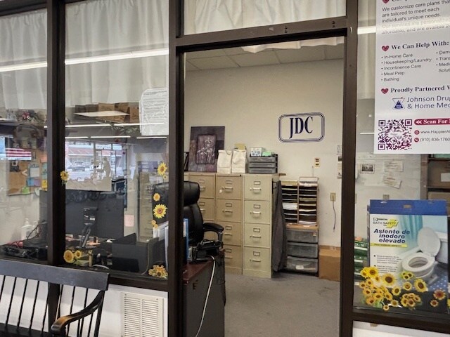 More Photos Of 714 New Bridge St, Jacksonville Storefront For Lease