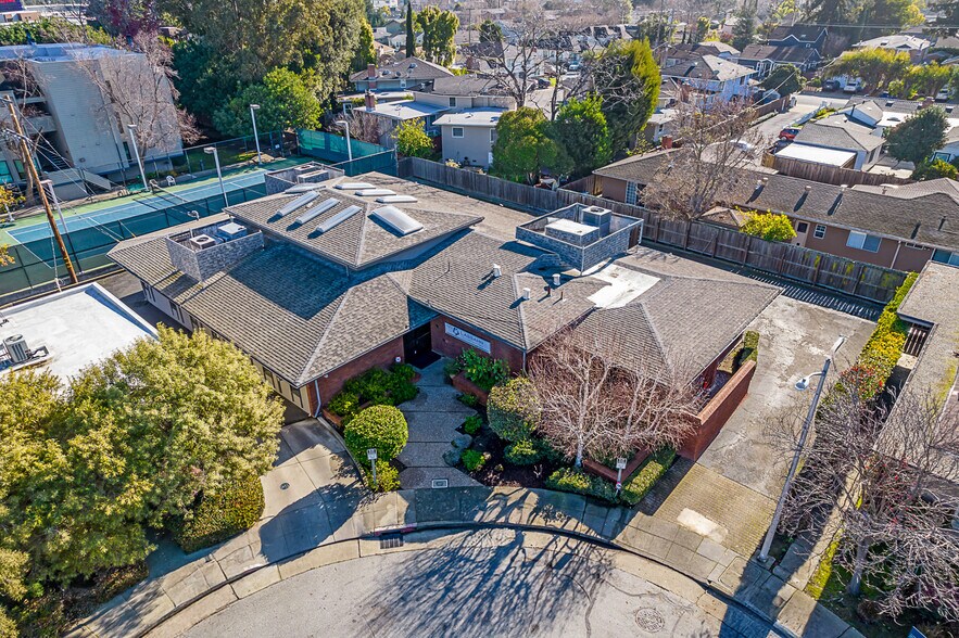 More Photos Of 2075 Pioneer Ct, San Mateo Medical For Sale