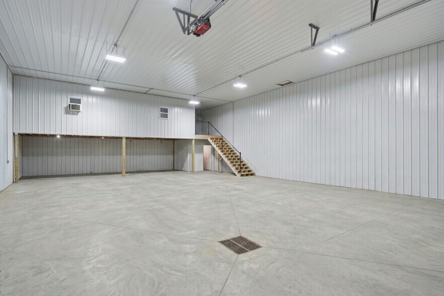More Photos Of 1650 Commercial Dr, Walford Warehouse For Sale