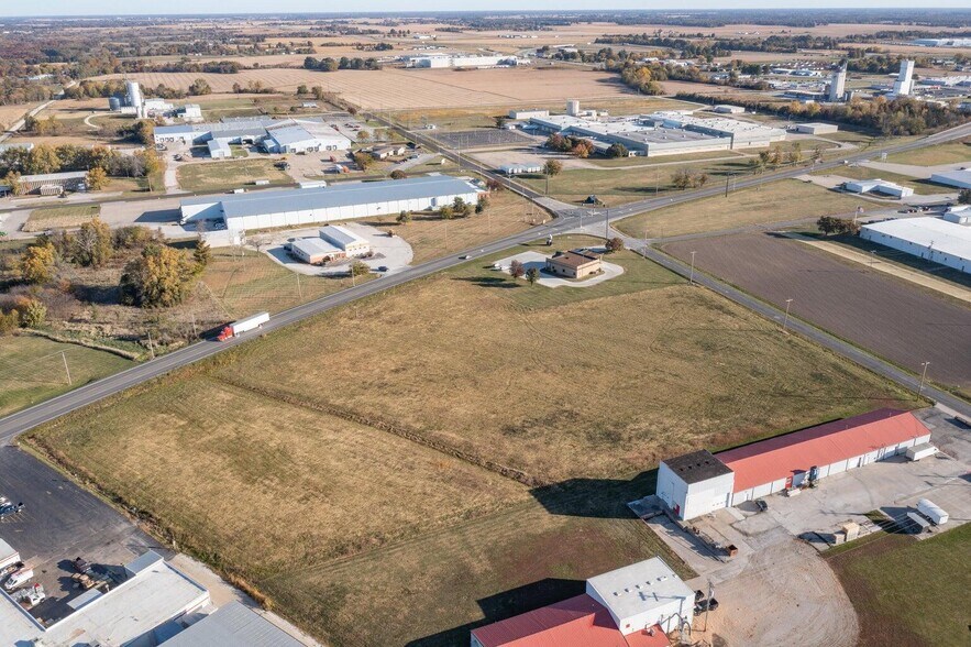 More Photos Of Highway 24 & Robertson Road, Moberly Land For Sale