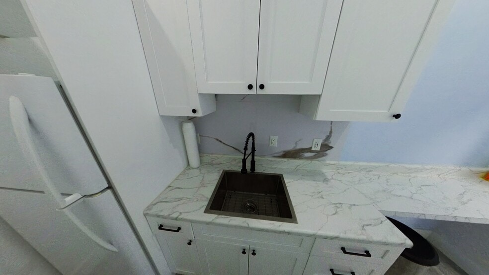 More Photos Of 9375-9447 SW 56th St, Miami Unknown For Lease