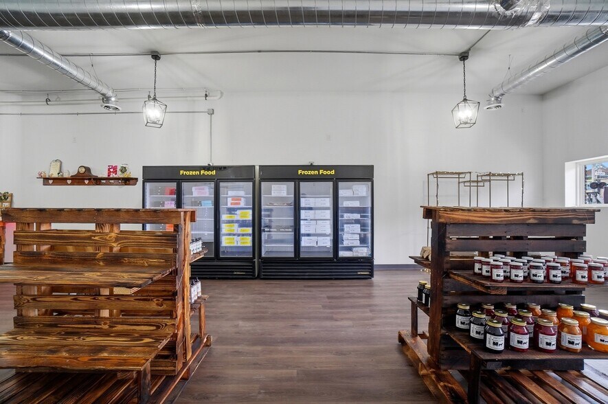 More Photos Of 110 W Main St, Deshler Storefront For Sale