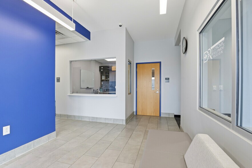 More Photos Of 2780 Jetport Rd, Kinston Office For Lease