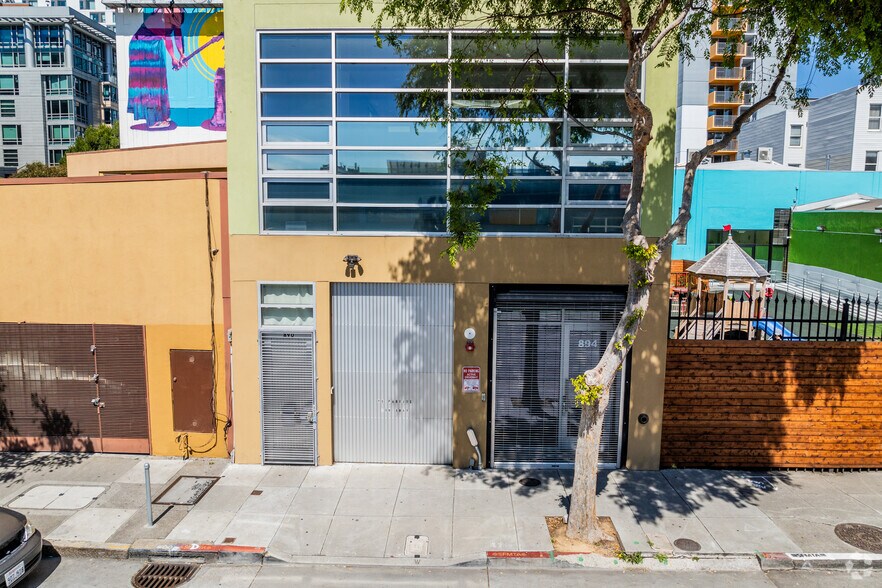 More Photos Of 890-894 Folsom St, San Francisco Loft Creative Space For Lease
