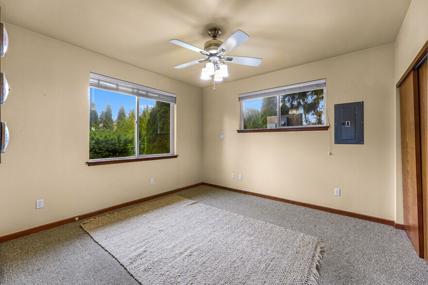 More Photos Of 918 Citadel Dr, Everson Multifamily For Sale