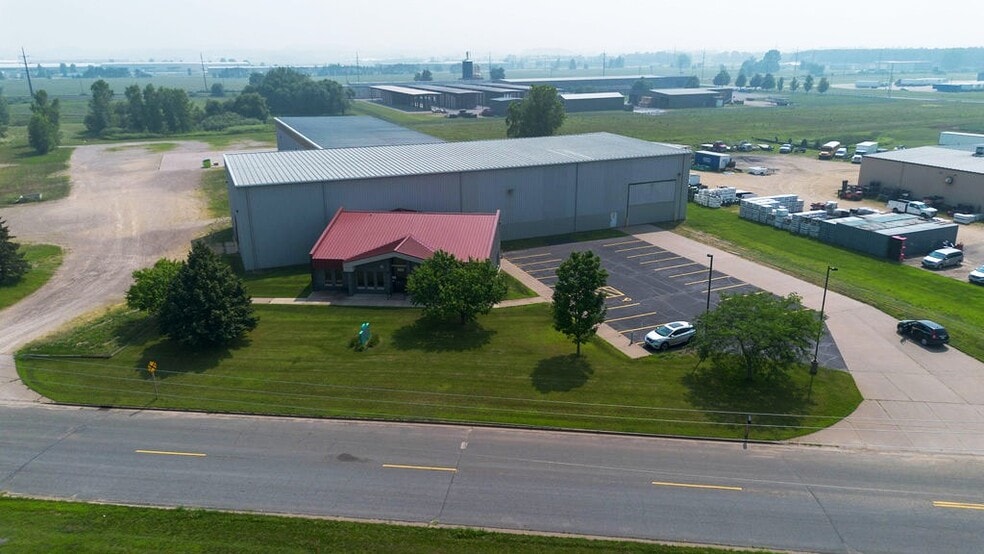 Primary Photo Of 5414 Packer Dr, Menomonie Manufacturing For Sale