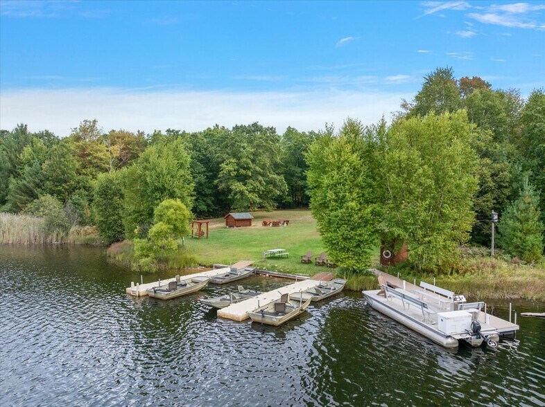 More Photos Of 3943 N Skookum Rd, Luther Hotel For Sale