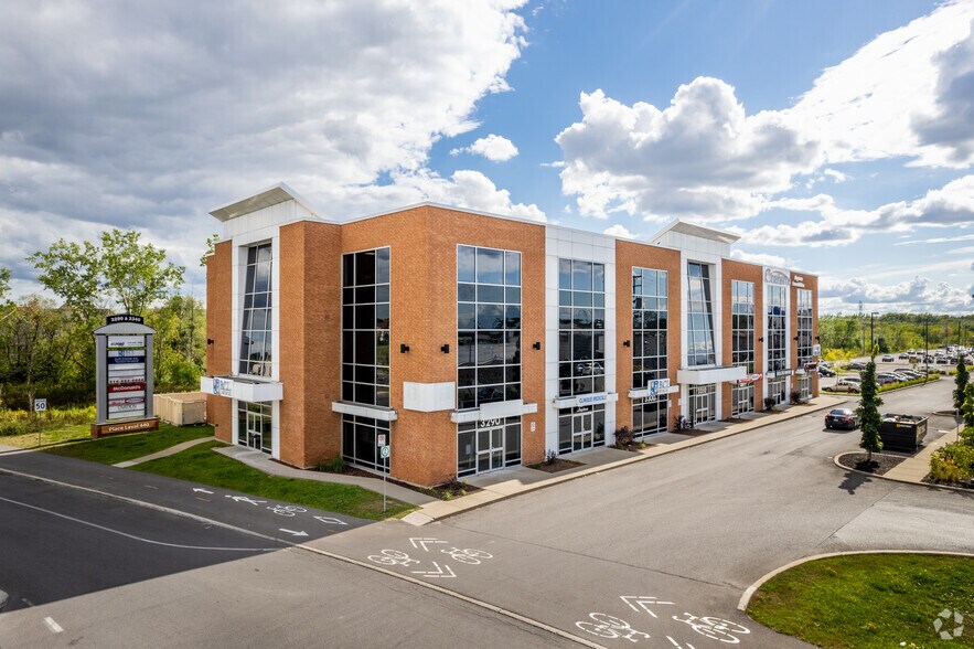 More Photos Of 3290-3340 Av 100E, Laval Office For Sale