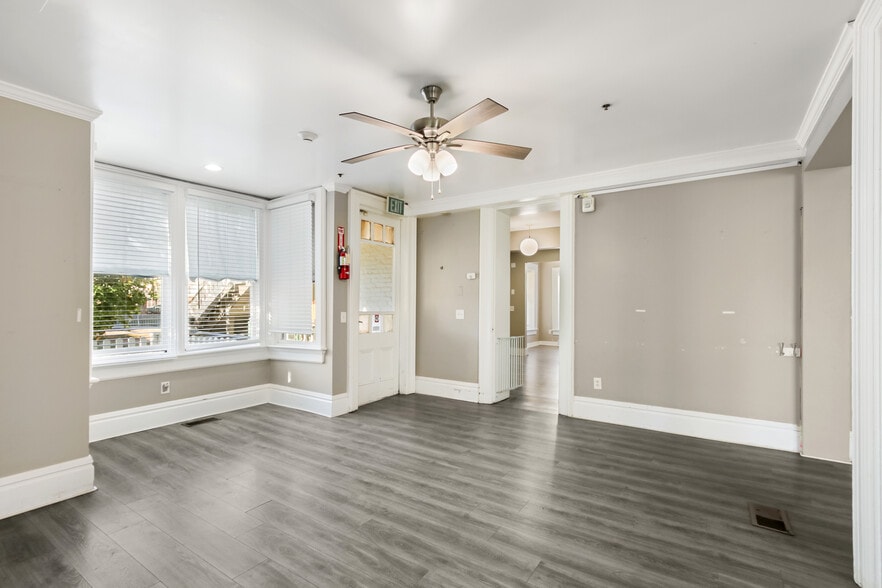 More Photos Of 1111-1123 D St, Sacramento Specialty For Sale