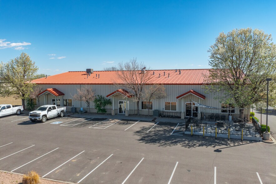 More Photos Of 5969 Iris Pky, Frederick Manufacturing For Sale