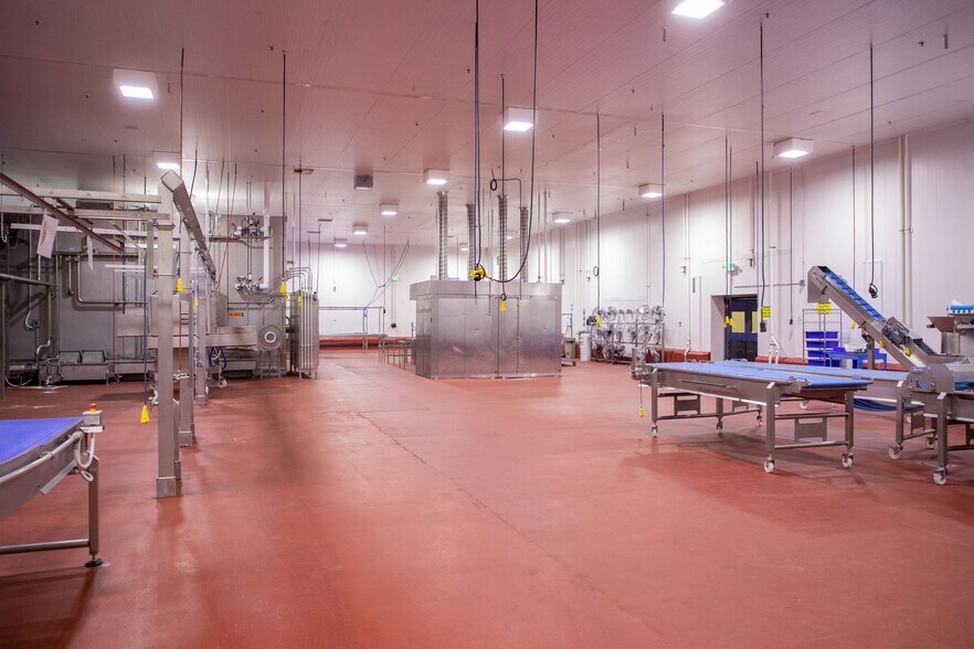 More Photos Of 1885 Las Plumas Ave, San Jose Food Processing For Sale