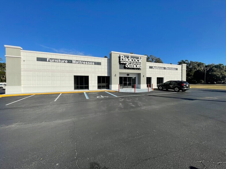 More Photos Of 20319 E Pennsylvania Ave, Dunnellon General Retail For Sale