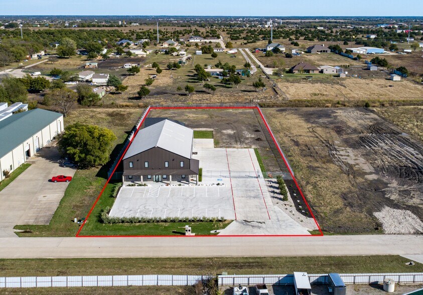 More Photos Of 2924 Ruger Dr, Royse City Warehouse For Lease