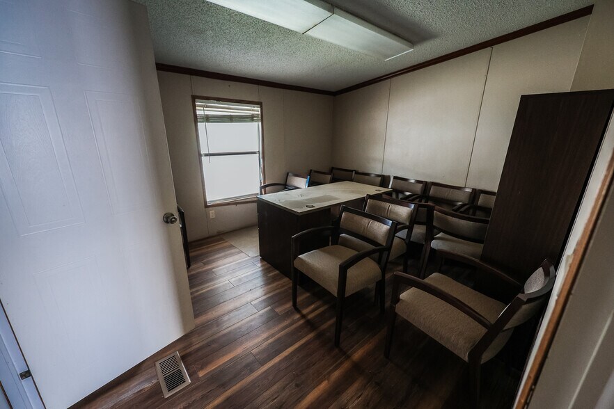 More Photos Of 2617 US Highway 79 N, Carthage Industrial For Sale