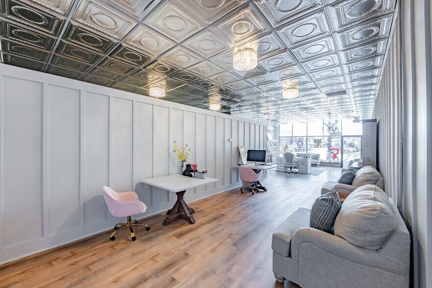 More Photos Of 119 W Gordon St, Thomaston Storefront Retail Office For Sale