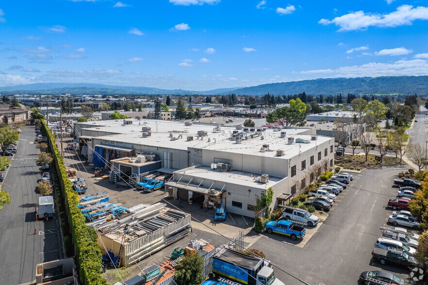 More Photos Of 6955-6979 Sierra Ct, Dublin Light Distribution For Sale