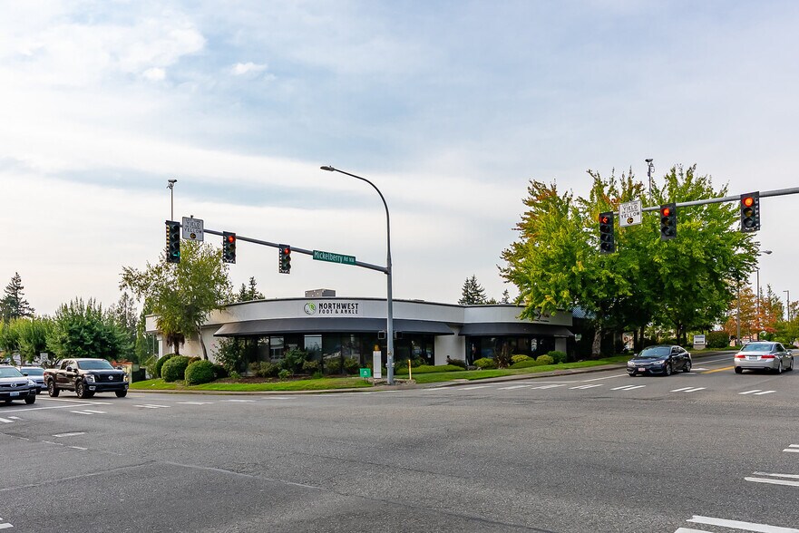 More Photos Of 9399 Ridgetop Blvd NW, Silverdale Storefront Retail Office For Lease