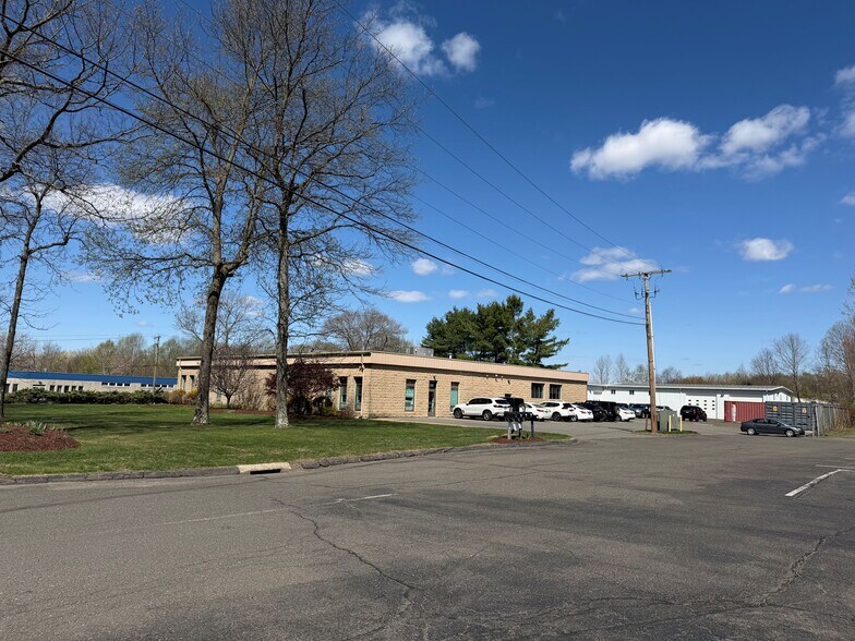 More Photos Of 100 Union City Rd, Prospect Light Manufacturing For Sale