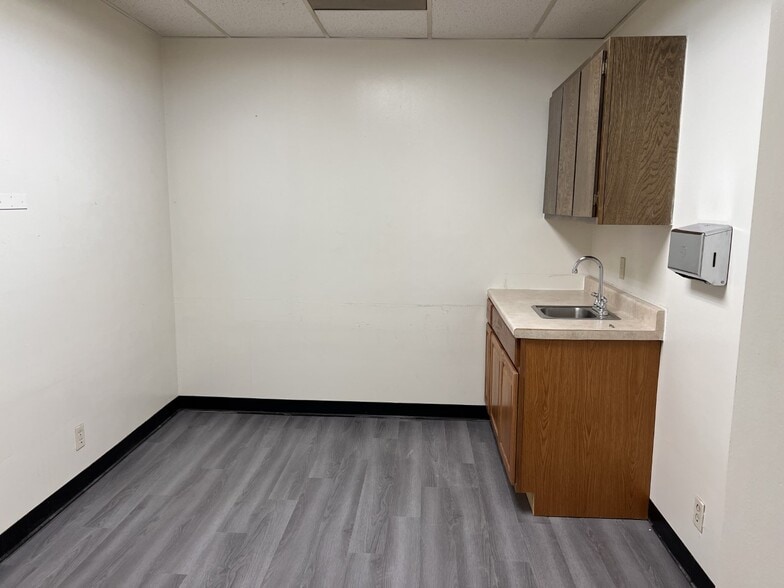 More Photos Of 9635 Monte Vista Ave, Montclair Medical For Sale