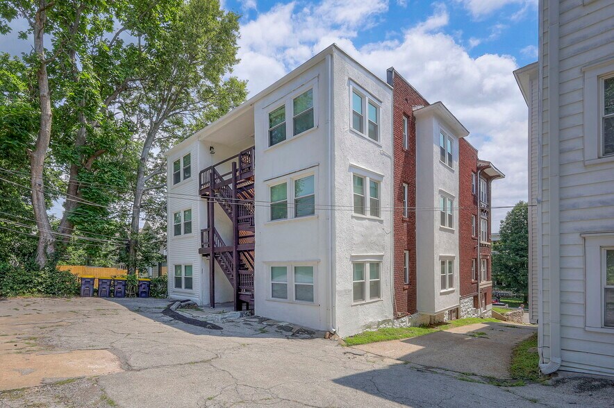 More Photos Of 4220 Harrison St, Kansas City Apartments For Sale
