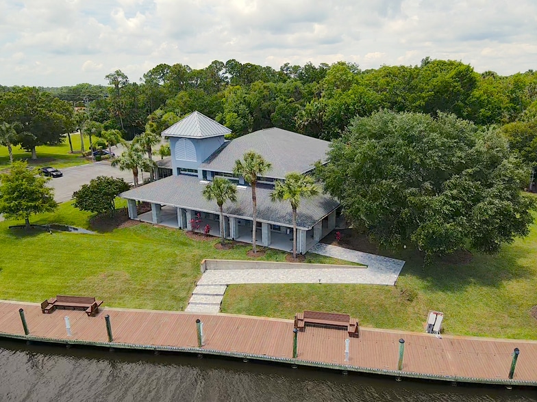 More Photos Of 1 Yacht Club Dr, Palm Coast Restaurant For Sale