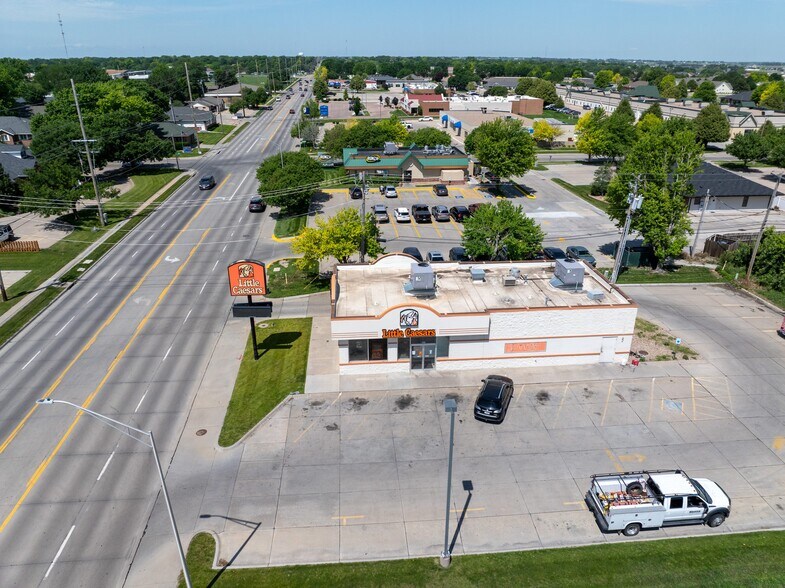 More Photos Of 221 W 39th St, Kearney General Retail For Sale