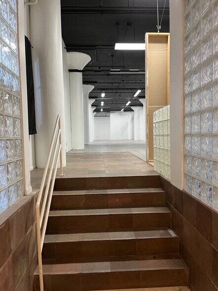More Photos Of 1922 E 7th Pl, Los Angeles Light Manufacturing For Lease