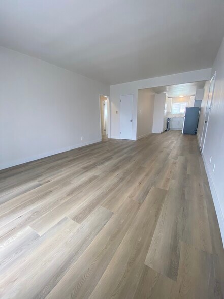 More Photos Of 3617 W 60th, Los Angeles Apartments For Sale
