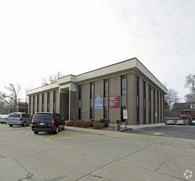 Primary Photo Of 26657 Woodward Ave, Huntington Woods Medical For Lease