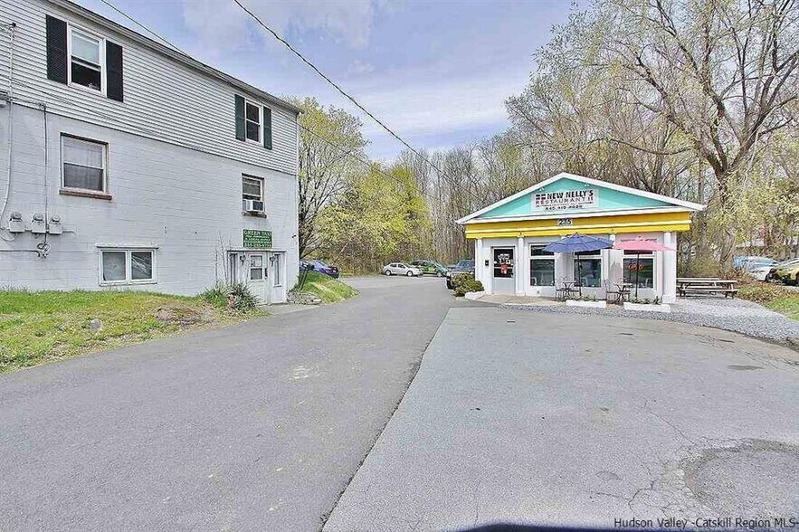 More Photos Of 235 Main St, New Paltz Apartments For Sale