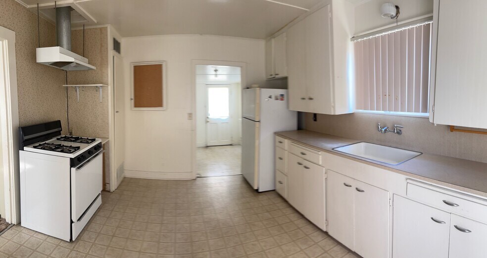 More Photos Of 414 E Grand Ave, Arroyo Grande Specialty For Sale
