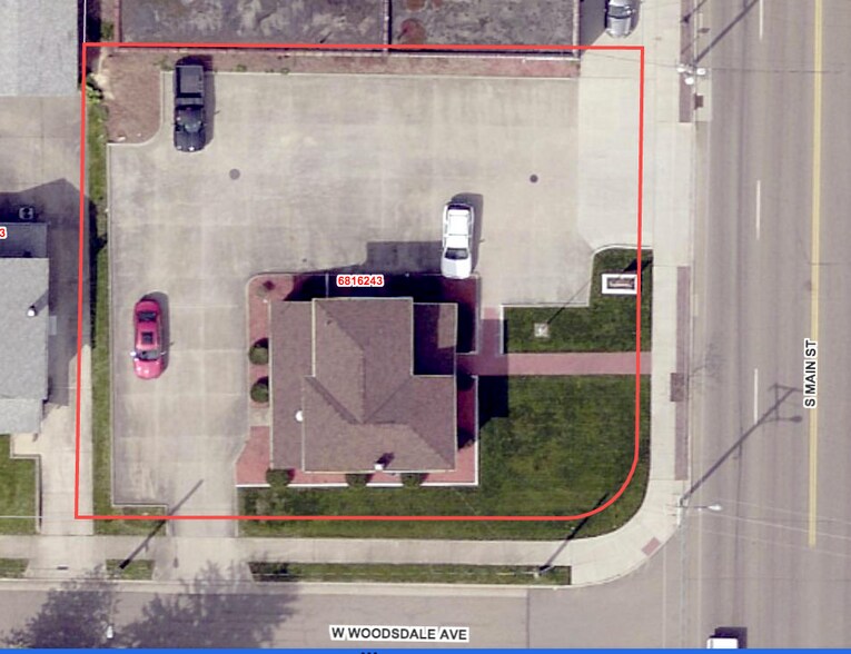 More Photos Of 2046 S Main St, Akron Office For Lease