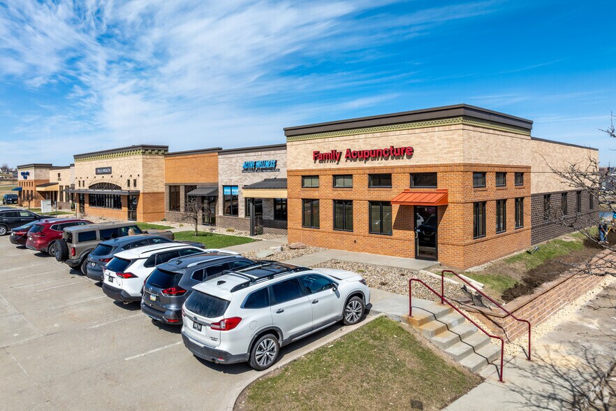 More Photos Of 8711 Windsor Pky, Johnston Office For Sale