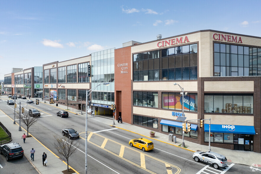 Primary Photo Of 301 Main St, Paterson Freestanding For Lease