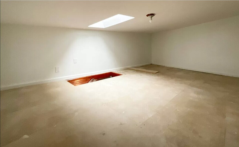 More Photos Of 248 Driggs Ave, Brooklyn Apartments For Sale