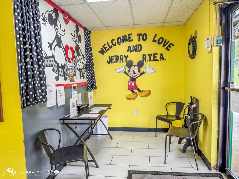 More Photos Of 431 Brownlee Rd, Jackson Daycare Center For Sale