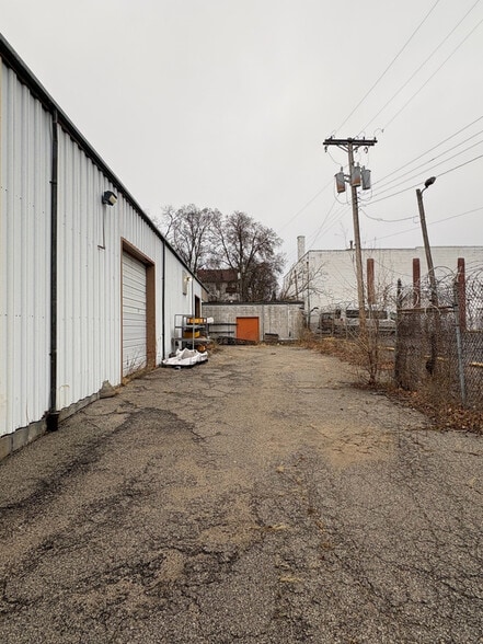 More Photos Of 3924 Montgall Ave, Kansas City Industrial For Sale
