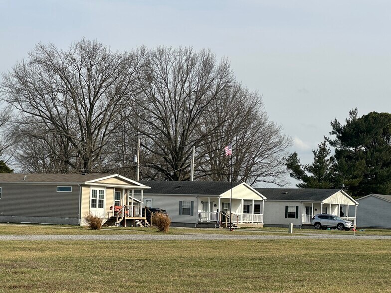 More Photos Of MOBILE HOME PARK, Murphysboro Land For Sale
