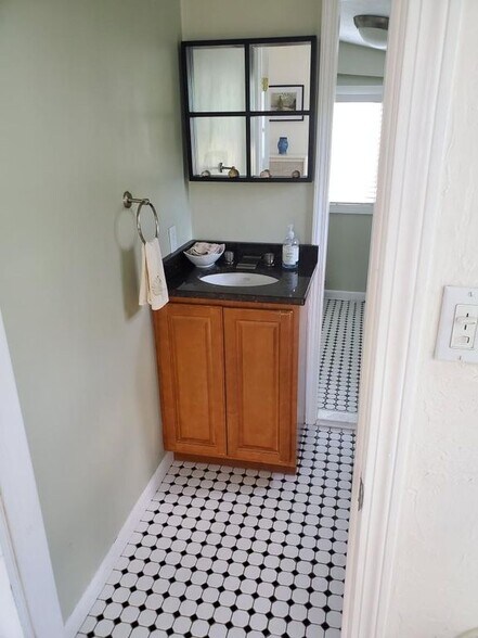 More Photos Of , Quincy Specialty For Sale