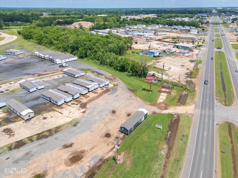 More Photos Of 3625 E Texas St, Bossier City Auto Repair For Sale