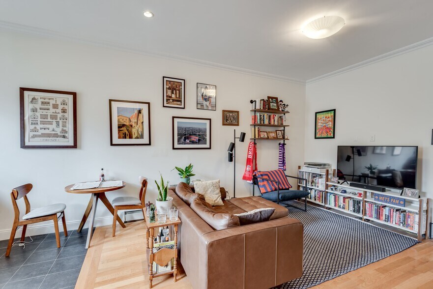 More Photos Of 434 Clermont Ave, Brooklyn Apartments For Sale