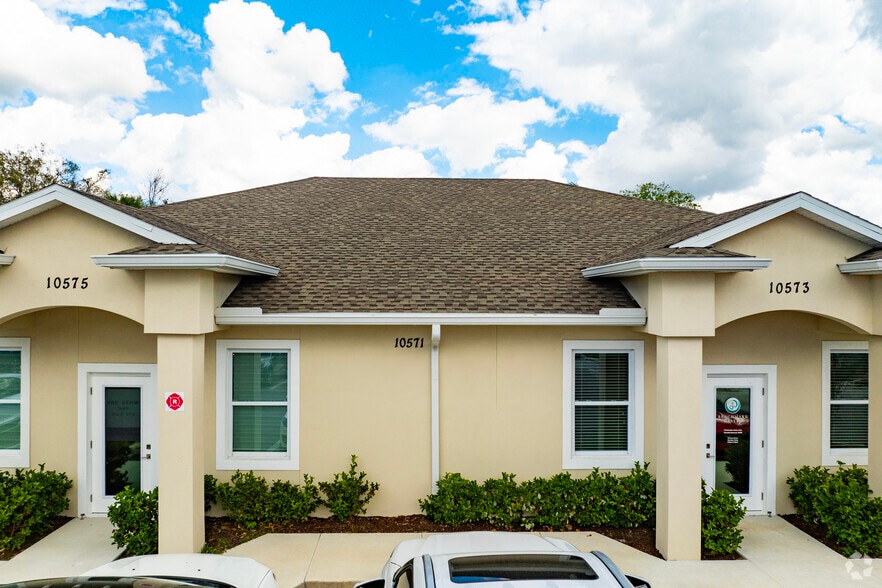 More Photos Of 10571-10575 Bloomingdale Ridge, Riverview Medical For Sale