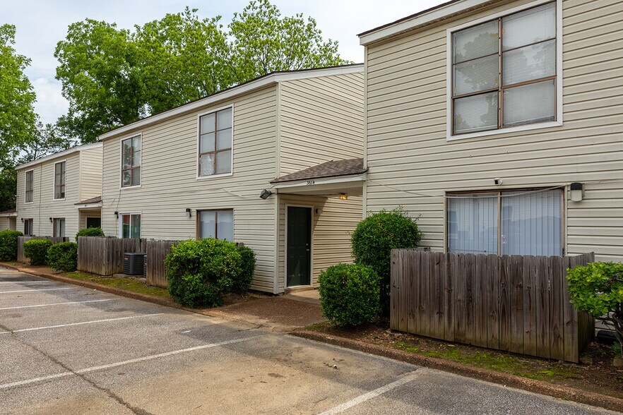More Photos Of 3610 Spottswood, Memphis Apartments For Sale