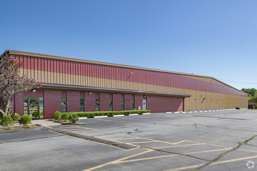 More Photos Of 5 Industrial Dr, Mattapoisett Warehouse For Sale
